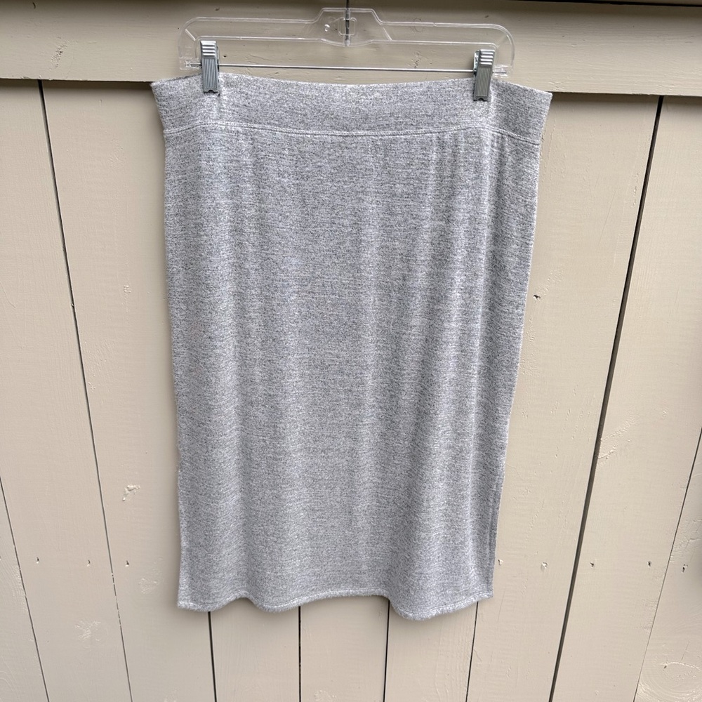 GAP Gray Athletic Skirt Size L EUC